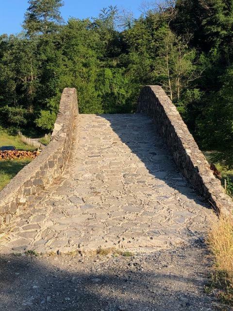 Mulino Marghen - Restored Watermill - Accomodation And Retreat Center Zeri Exterior photo
